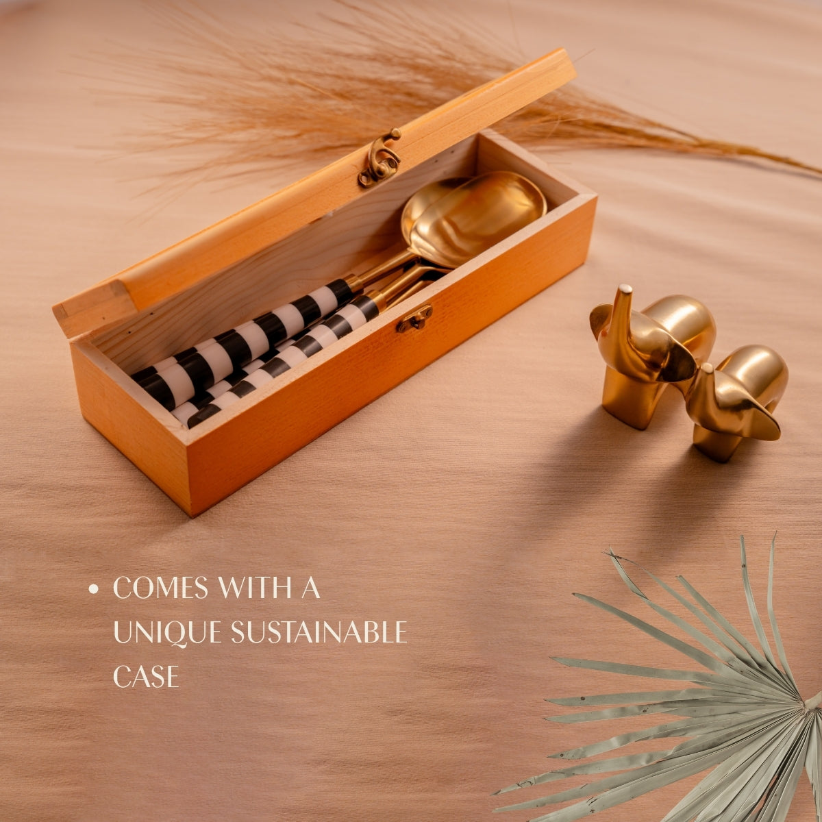 Black & White Serving Spoons Set