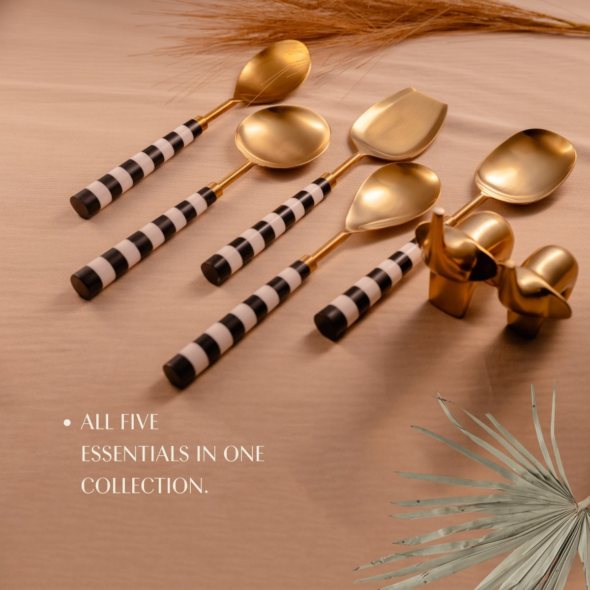 Black & White Serving Spoons Set